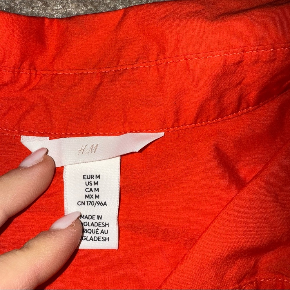 H&M Top - Picture 3 of 3